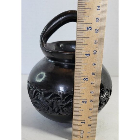 Dona Rosa Oaxaca Mexico Black Pottery Cut Out Handled Pot Signed 5-1/2" Tall - Picture 10 of 11